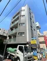 ヴェルファーレ彩