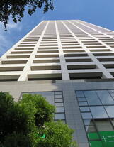 コンシェリア西新宿TOWER`S WEST