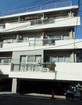 内田ハウジング